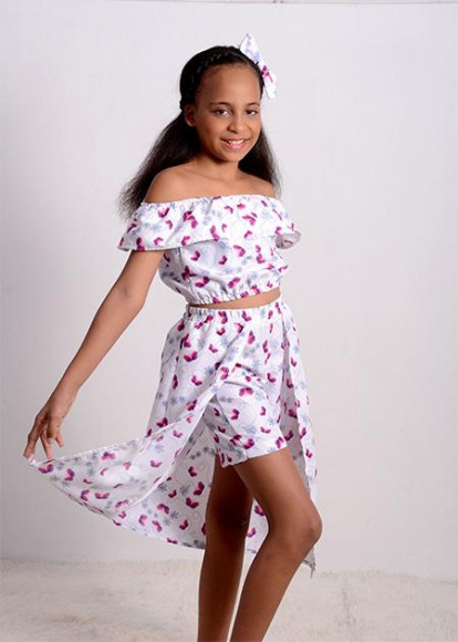 CONJUNTO BLUSA CORTA LAZO PARA EL PELO MASCARILLA Y FALDA PANTALON